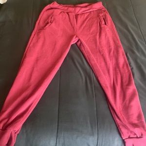I am selling sweat pants